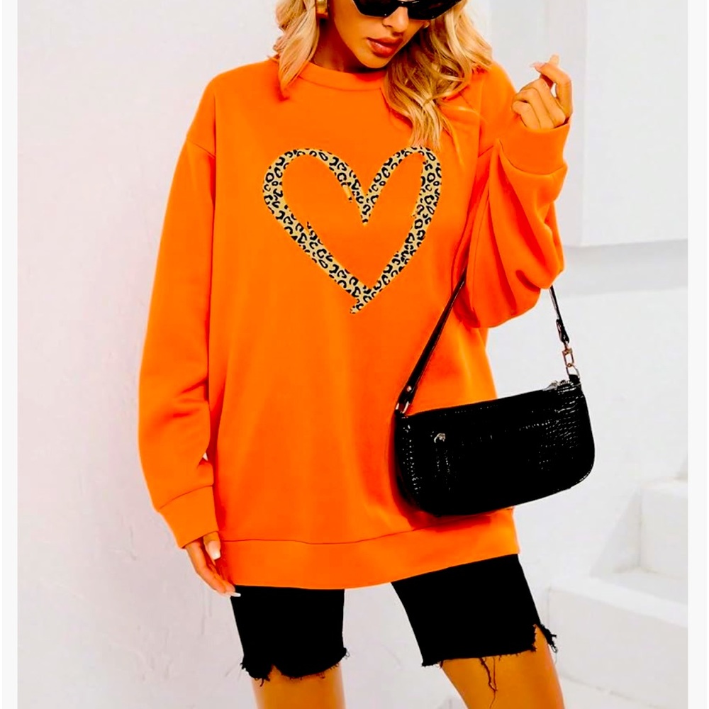 SHEIN LUNE Orange Leopard &‎ Heart Print Sweatshirt